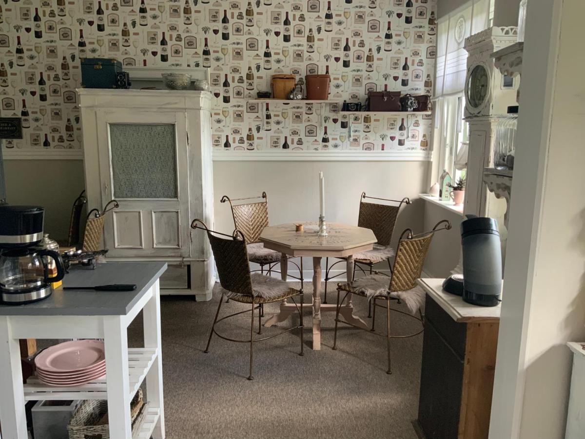 Den Gamle Apotekergaard Bed & Breakfast Hong Luaran gambar