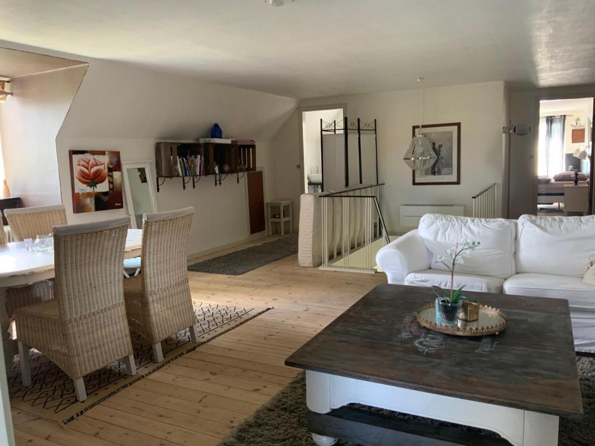 Den Gamle Apotekergaard Bed & Breakfast Hong Luaran gambar