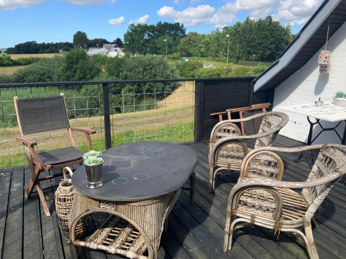 Den Gamle Apotekergaard Bed & Breakfast Hong Luaran gambar